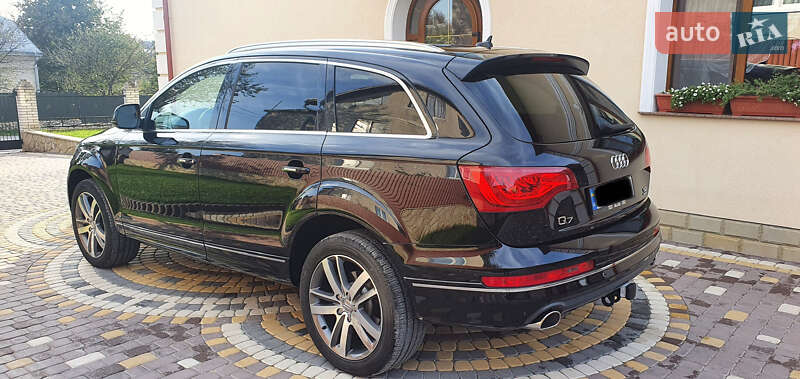 Позашляховик / Кросовер Audi Q7 2015 в Тернополі