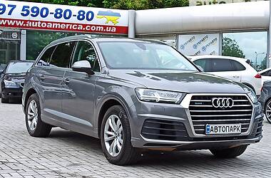 Внедорожник / Кроссовер Audi Q7 2016 в 