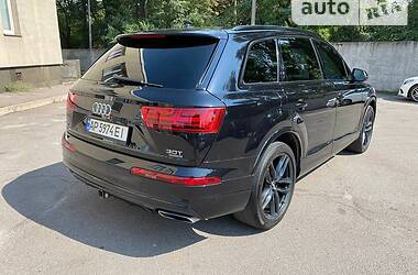 Внедорожник / Кроссовер Audi Q7 2017 в Запорожье