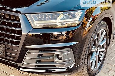 Позашляховик / Кросовер Audi Q7 2017 в Одесі