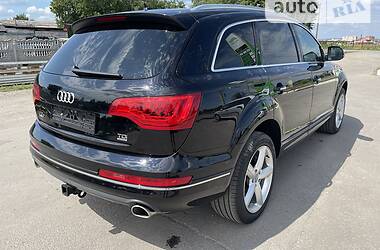 Внедорожник / Кроссовер Audi Q7 2013 в 