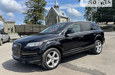 Внедорожник / Кроссовер Audi Q7 2013 в 