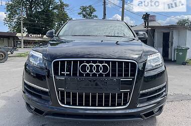Внедорожник / Кроссовер Audi Q7 2013 в 