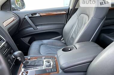 Внедорожник / Кроссовер Audi Q7 2011 в 