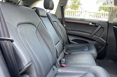 Внедорожник / Кроссовер Audi Q7 2011 в 