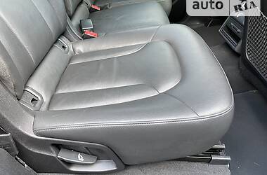 Внедорожник / Кроссовер Audi Q7 2011 в 