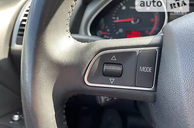 Внедорожник / Кроссовер Audi Q7 2011 в 