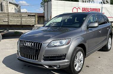Внедорожник / Кроссовер Audi Q7 2011 в 