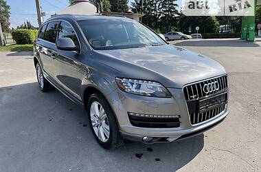 Внедорожник / Кроссовер Audi Q7 2011 в 