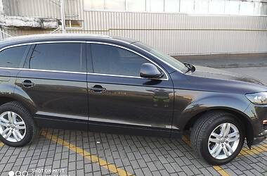 Внедорожник / Кроссовер Audi Q7 2007 в 