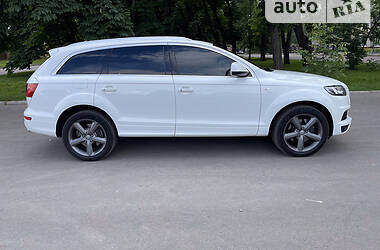 Внедорожник / Кроссовер Audi Q7 2012 в Ромнах