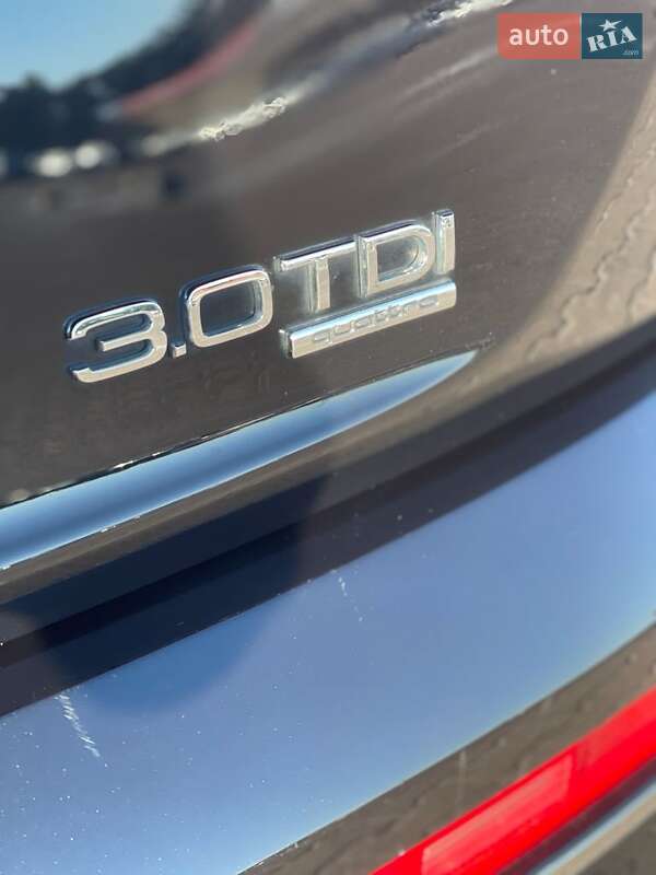 Позашляховик / Кросовер Audi Q7 2012 в Житомирі