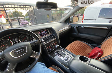 Внедорожник / Кроссовер Audi Q7 2012 в Днепре