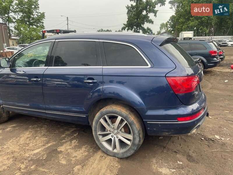 Внедорожник / Кроссовер Audi Q7 2012 в Харькове
