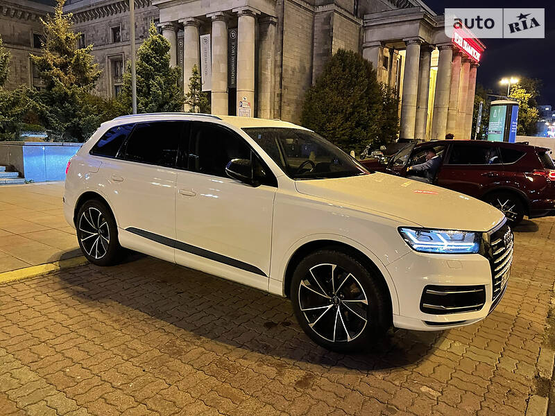 Позашляховик / Кросовер Audi Q7 2015 в Одесі