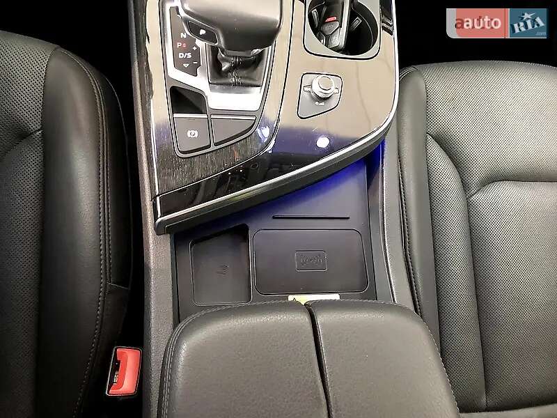 Внедорожник / Кроссовер Audi Q7 2016 в Белой Церкви