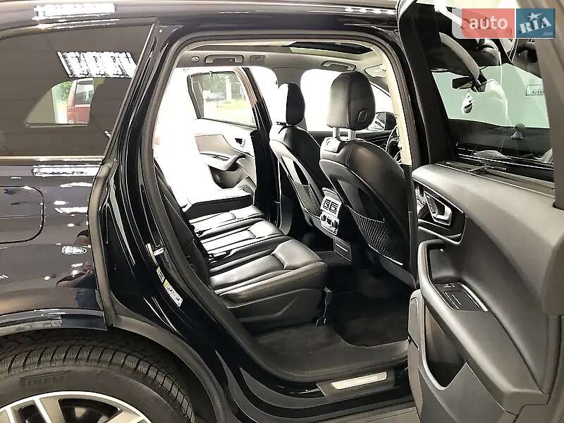 Внедорожник / Кроссовер Audi Q7 2016 в Белой Церкви