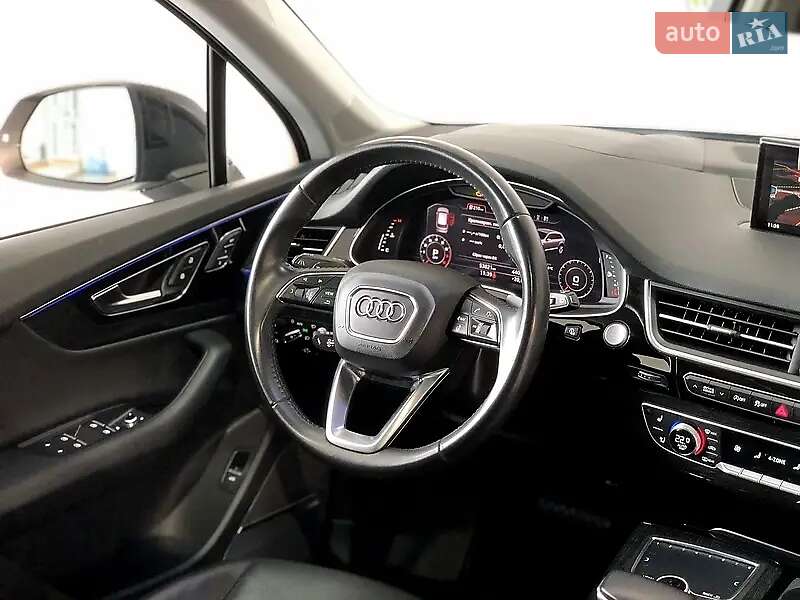 Внедорожник / Кроссовер Audi Q7 2016 в Белой Церкви
