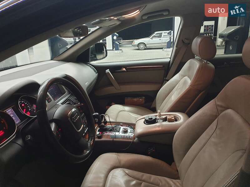 Позашляховик / Кросовер Audi Q7 2007 в Львові