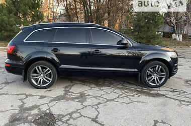 Внедорожник / Кроссовер Audi Q7 2007 в Бердянске