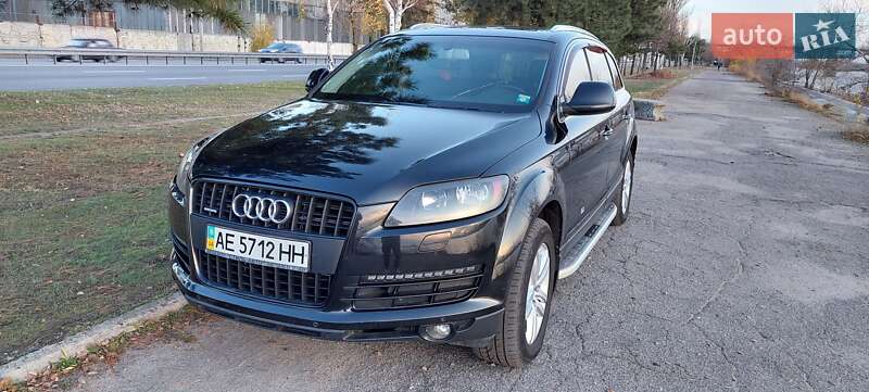 Позашляховик / Кросовер Audi Q7 2008 в Дніпрі