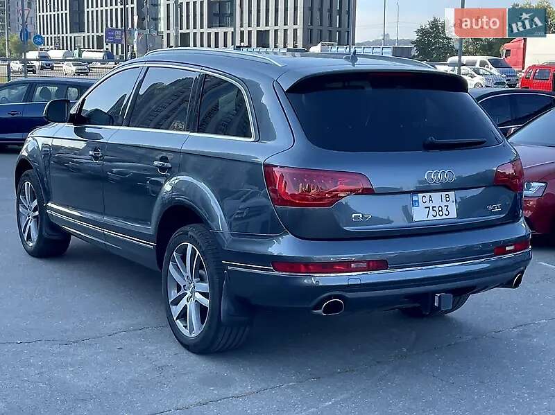 Позашляховик / Кросовер Audi Q7 2014 в Черкасах