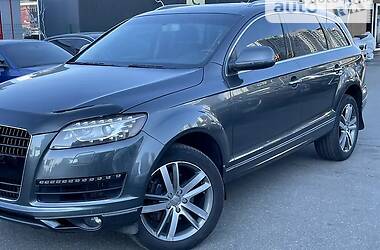 Внедорожник / Кроссовер Audi Q7 2014 в Черкассах