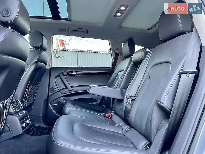 Позашляховик / Кросовер Audi Q7 2014 в Черкасах