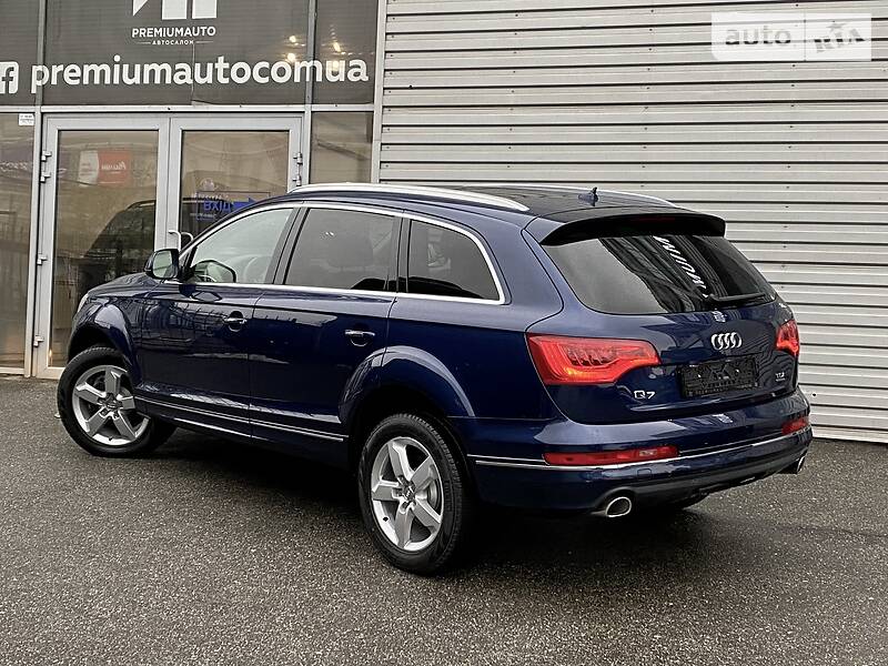 Внедорожник / Кроссовер Audi Q7 2012 в Киеве