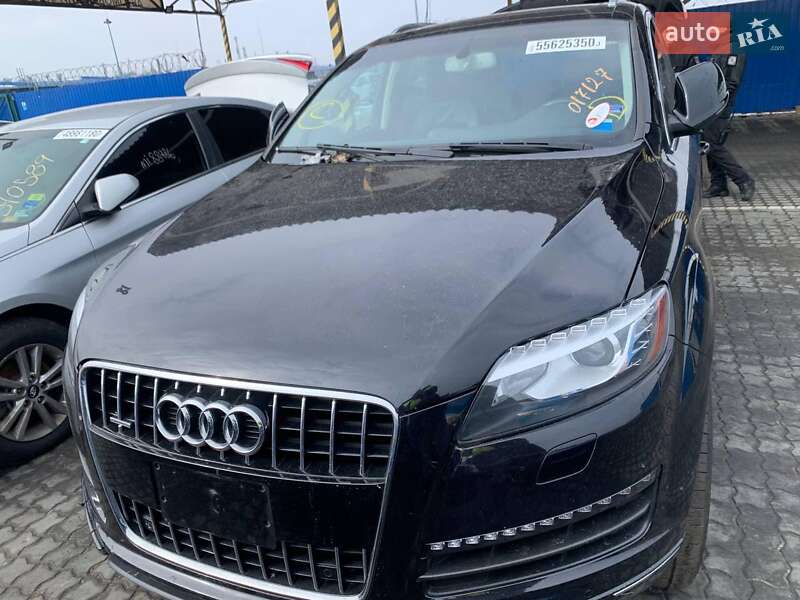 Позашляховик / Кросовер Audi Q7 2015 в Черкасах