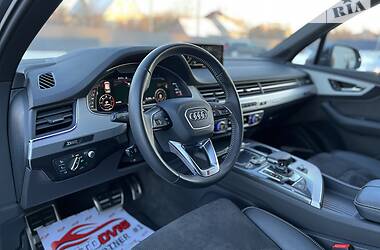 Внедорожник / Кроссовер Audi Q7 2017 в Луцке