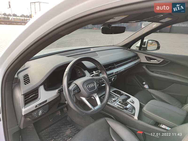 Позашляховик / Кросовер Audi Q7 2018 в Одесі фото 16 Позашляховик / Кросовер Audi Q7 2018 в Одесі