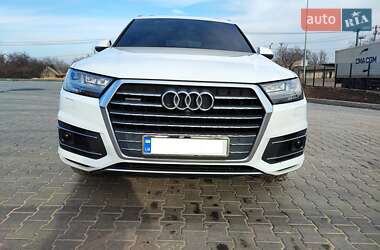 Позашляховик / Кросовер Audi Q7 2018 в Одесі фото 19 Позашляховик / Кросовер Audi Q7 2018 в Одесі