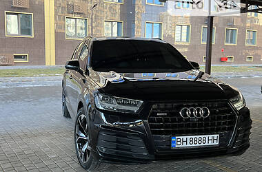 Внедорожник / Кроссовер Audi Q7 2015 в Одессе