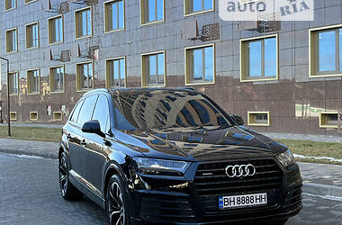 Внедорожник / Кроссовер Audi Q7 2015 в Одессе