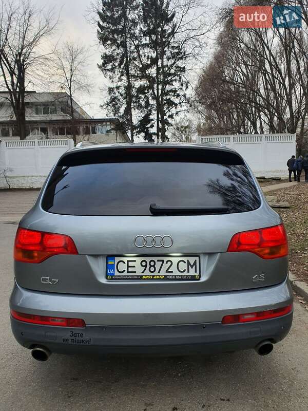 Внедорожник / Кроссовер Audi Q7 2007 в Черновцах