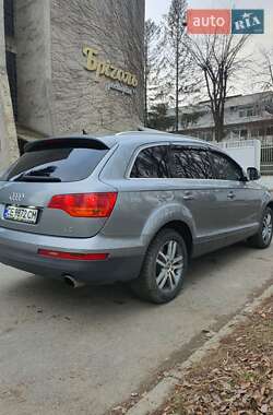 Внедорожник / Кроссовер Audi Q7 2007 в Черновцах