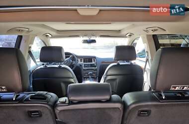 Внедорожник / Кроссовер Audi Q7 2011 в 
