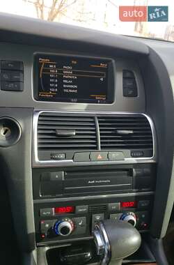 Позашляховик / Кросовер Audi Q7 2014 в Києві