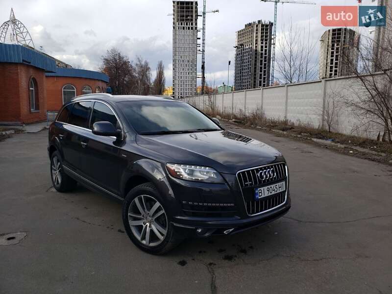 Внедорожник / Кроссовер Audi Q7 2014 в Киеве