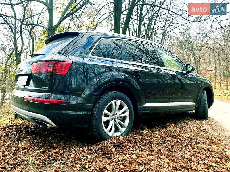 Внедорожник / Кроссовер Audi Q7 2019 в Одессе