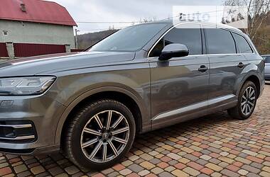 Внедорожник / Кроссовер Audi Q7 2015 в Киеве