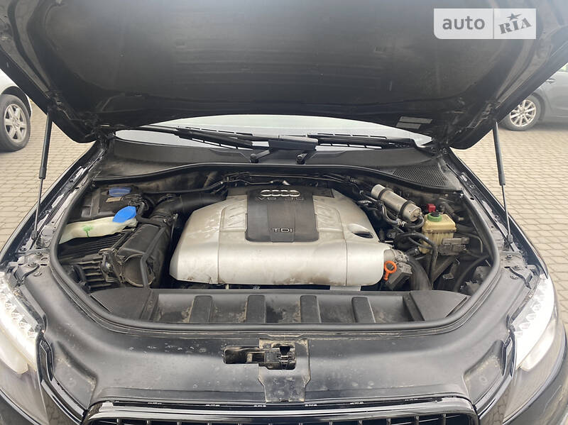 Внедорожник / Кроссовер Audi Q7 2011 в Луцке