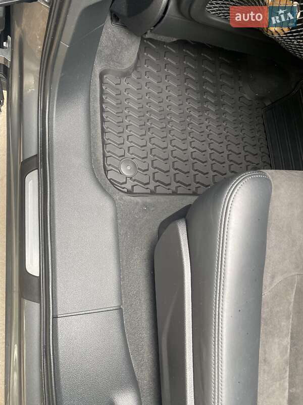 Позашляховик / Кросовер Audi Q7 2017 в Харкові фото 15 Позашляховик / Кросовер Audi Q7 2017 в Харкові