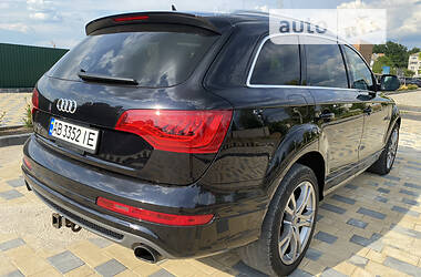 Позашляховик / Кросовер Audi Q7 2013 в Вінниці