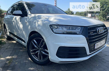 Внедорожник / Кроссовер Audi Q7 2016 в Одессе