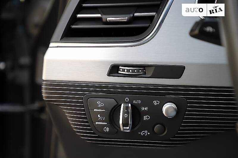 Позашляховик / Кросовер Audi Q7 2018 в Дрогобичі