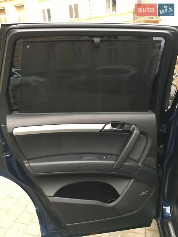 Внедорожник / Кроссовер Audi Q7 2007 в 