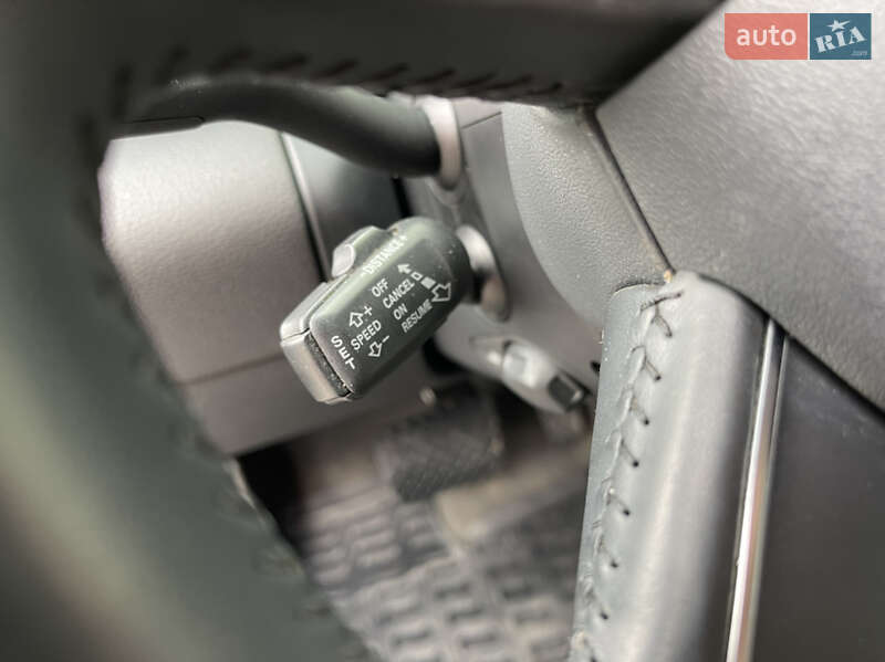 Внедорожник / Кроссовер Audi Q7 2015 в Одессе