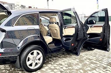 Внедорожник / Кроссовер Audi Q7 2011 в 